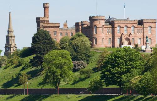 Comfortable, modern apartment with parking. Inverness. - Photo 25