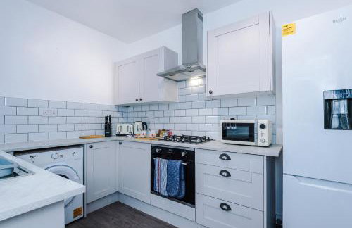 Oxford House by YourStays - Cosy Home in the Suburb of May Bank - Foto 15