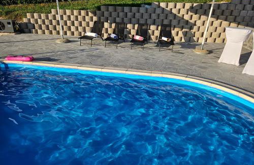 Kuća sa bazenom za odmor i domjenke MARIS - Foto 62