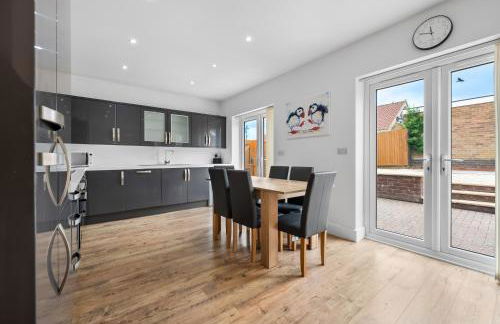 3 Bedroom Bungalow with Garden and Parking - Foto 16