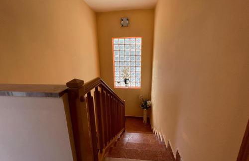 Pet-Friendly Villa with Pool - Foto 10