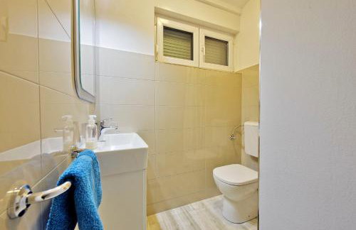 Villa with private pool in village Jadreški - Foto 15