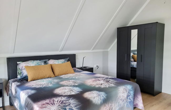 Luxurious Detached Water Villa With Jetty - Foto 8