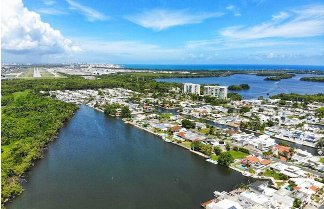 Vistamar Private Waterfront Home Pool - Photo 32