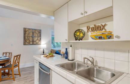 Cottage By The Bay by Avantstay 0.5mi to Beach! - Foto 28