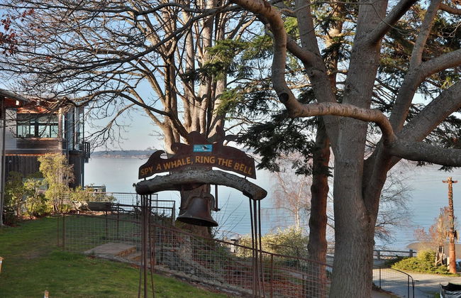 Langley Waterfront Condo by Avantstay A+ Views - Photo 27