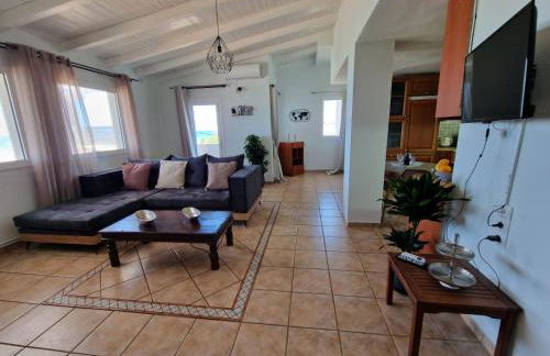 Astra Sea View Apartment, Sea Front - Foto 12