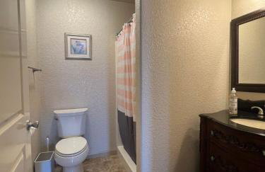 Lakefront Oasis with Private Boat Dock on Lake Palestine - Foto 32