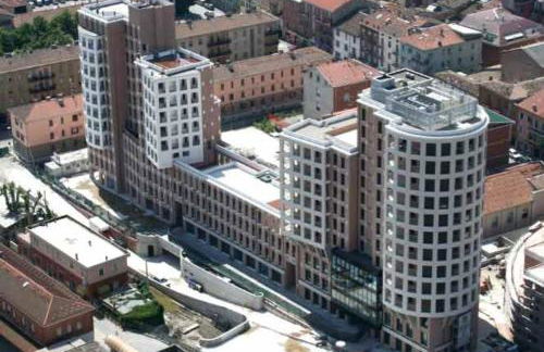 Tiny House Tower - Photo 56