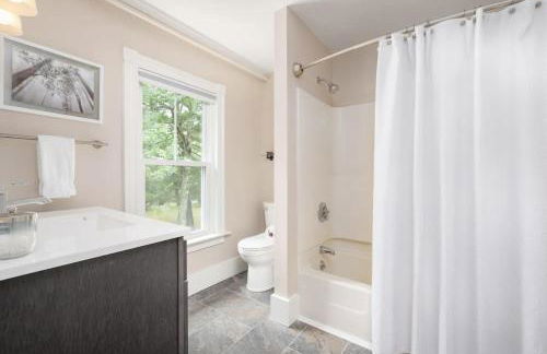 TuckAway Suites at East Branch - Photo 48