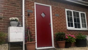 Entire guest suite with gated property - Foto 1