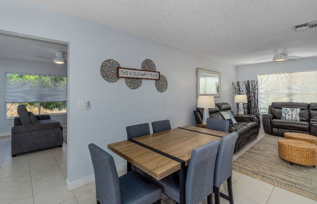 Canal Dreams 3 BR 2 BA Pool Home on the Canal - Photo 33