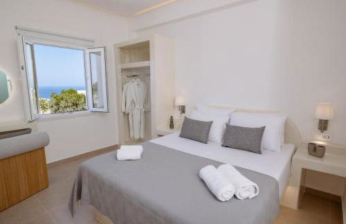 Theophrasti Suites - Photo 63