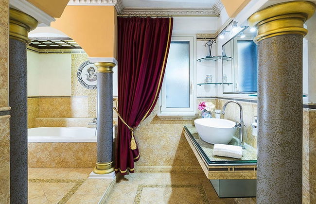 Exclusive Villa With Panoramic Swimming Pool and Hot Tub, Near the Sea - Foto 10