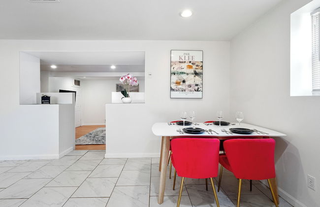 A Cottage in Downtown STL. Sleeps 10 - Photo 7