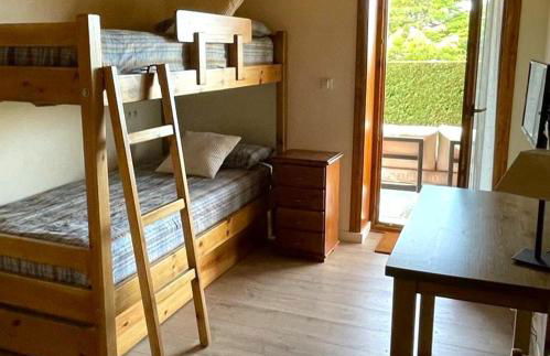 Bonita planta baja con vistas panorámicas y piscina - Foto 26