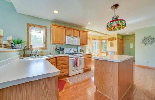 Waterfront Lake Huron Getaway with Private Beach! - Photo 6