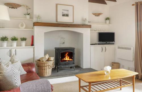 Sweetpea Cottage - Photo 2