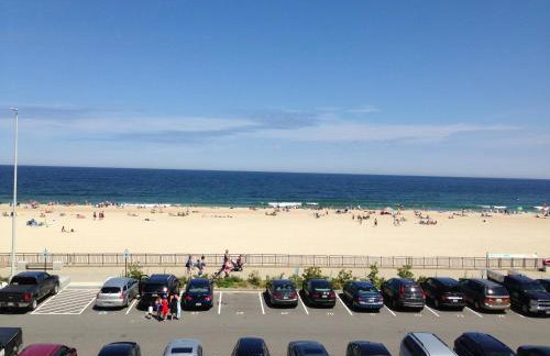 Ocean Front condo in the heart of Hampton Beach - Foto 25