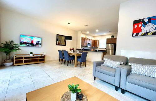 AMAZING vacation house .Mins to Disney Regal oasks - Foto 32