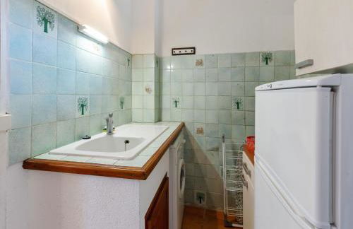 Charming Holiday Home in Tautavel with Balcony - Photo 32