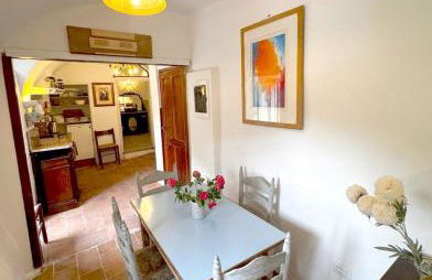 Principessa Grace Apartment Isolabona Italy Sleeps 3 - Foto 7