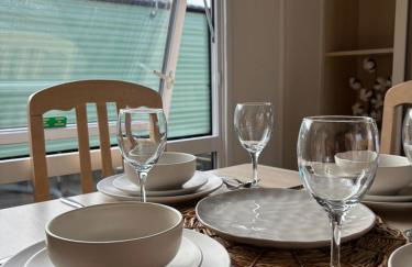 Welsh Bayview Retreat 2-Bed Caravan & 2-Bed Chalet at Clarach Bay Holiday Village - Foto 23