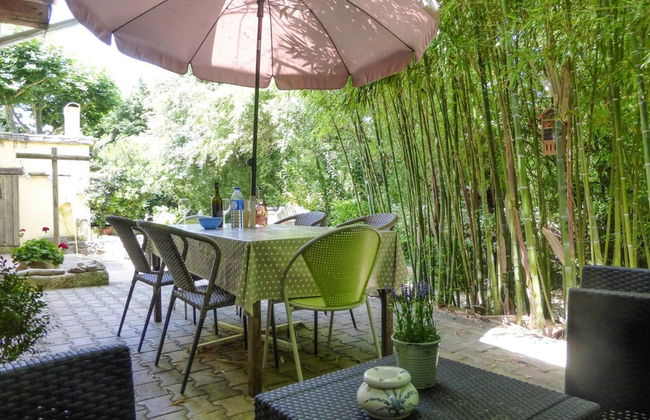 Cozy Noves Home With Pool Access - Foto 16