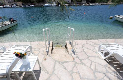 Seaside Apartments Antičević - Photo 10