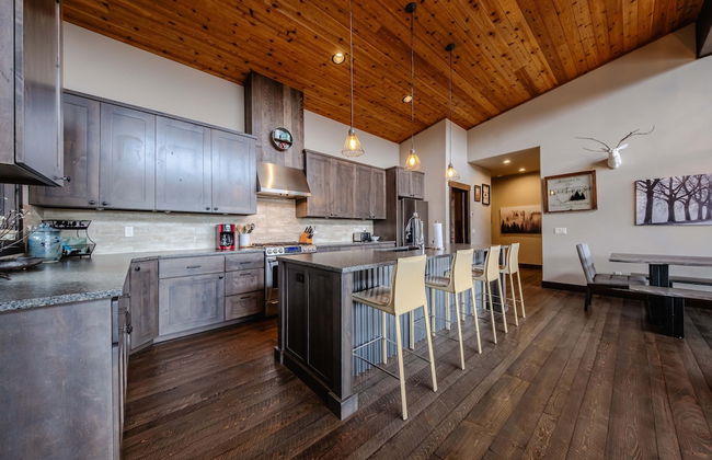 Treehouse at the Wilderness Club - Photo 10