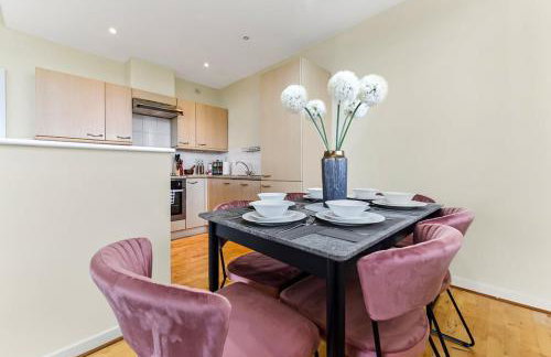 2 Bed Penthouse Suite in central MK - Foto 7