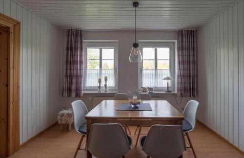 Ferienhaus-fuer-die-Grossfamilie-oder-Gruppenhaus-auf-dem-Ferien-und-Bauernhof-Nielson-in-Inselmitte - Foto 13