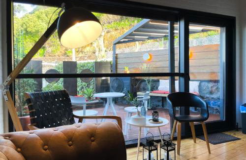 Dark Studio - Photo 25