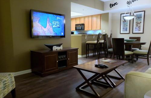 1215 A Slice of Heaven - Destin! Pool View! - Foto 9