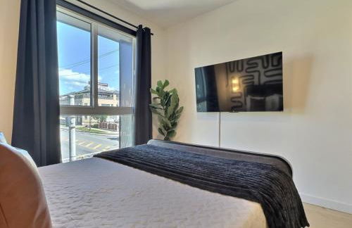 Quiet City Getaway Near Regions Field and Food - Foto 15