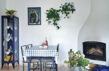 Caseta de pescadors a les cales de Colera, 2ª linea de mar - Foto 1