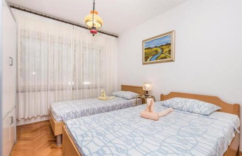 Beautiful Home In Lukovo Sugarje - Foto 35