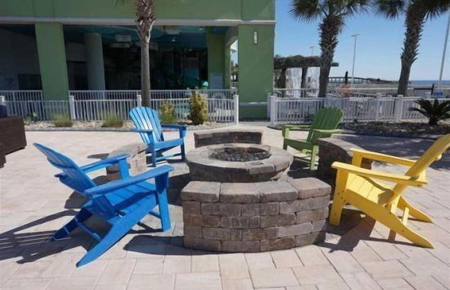 Towers On The Grove Condo - Foto 17