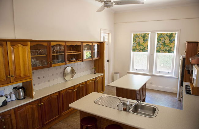 Cockburn House - Photo 7