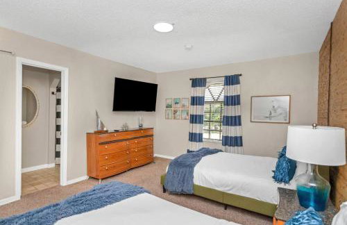 Huge 8BR wHTD Pool Ensuites Games Near Beach - Foto 74