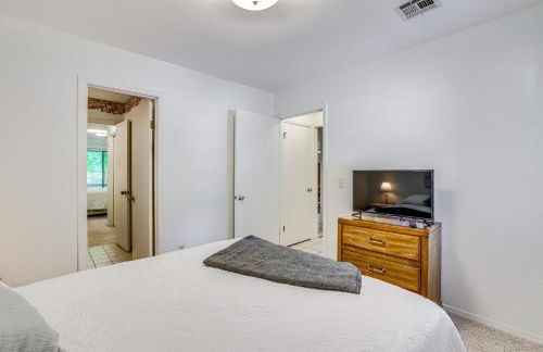 Bella Vista Townhome with Deck Near Back 40 Trail! - Foto 19