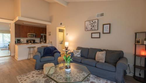 Huge Oceanside Private 2BR Apartment-Pool-Gym-Spa - Foto 1