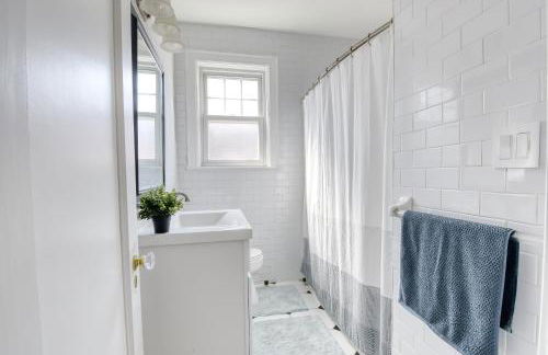 Brooklyn Gem 3 Blocks to Prospect Park - 3 King Beds 1 Queen, Free parking, - Foto 9