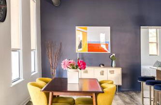 Beautifully Remodeled Second Floor Flat in River North with Private Rooftop - 2S - Foto 21