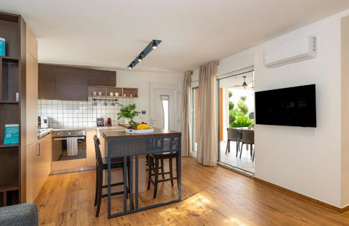 Villa Royal Green Two - Photo 47