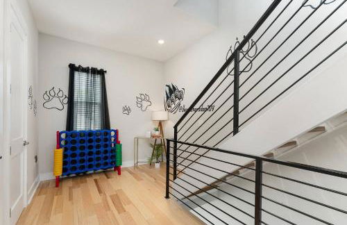 Queen City's Den Uptown - Photo 19