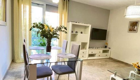 Confort a un paso del Casco Histórico, parking gratis en el mismo edificio - Foto 3