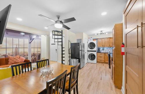 10Min to NYC - 2BR/2.5Bath-3Beds-Free Parking-No Chores - Foto 3