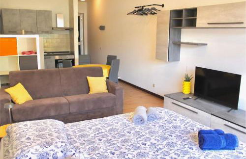 LakeStudio with Private Beach - Photo 33