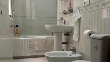 Amplio piso céntrico - Foto 3